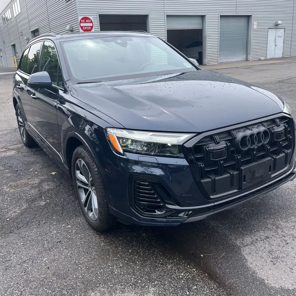 2025 Audi Q7 Premium Plus 45
