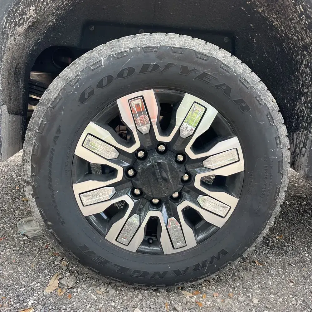 2025 GMC Sierra 2500HD Denali