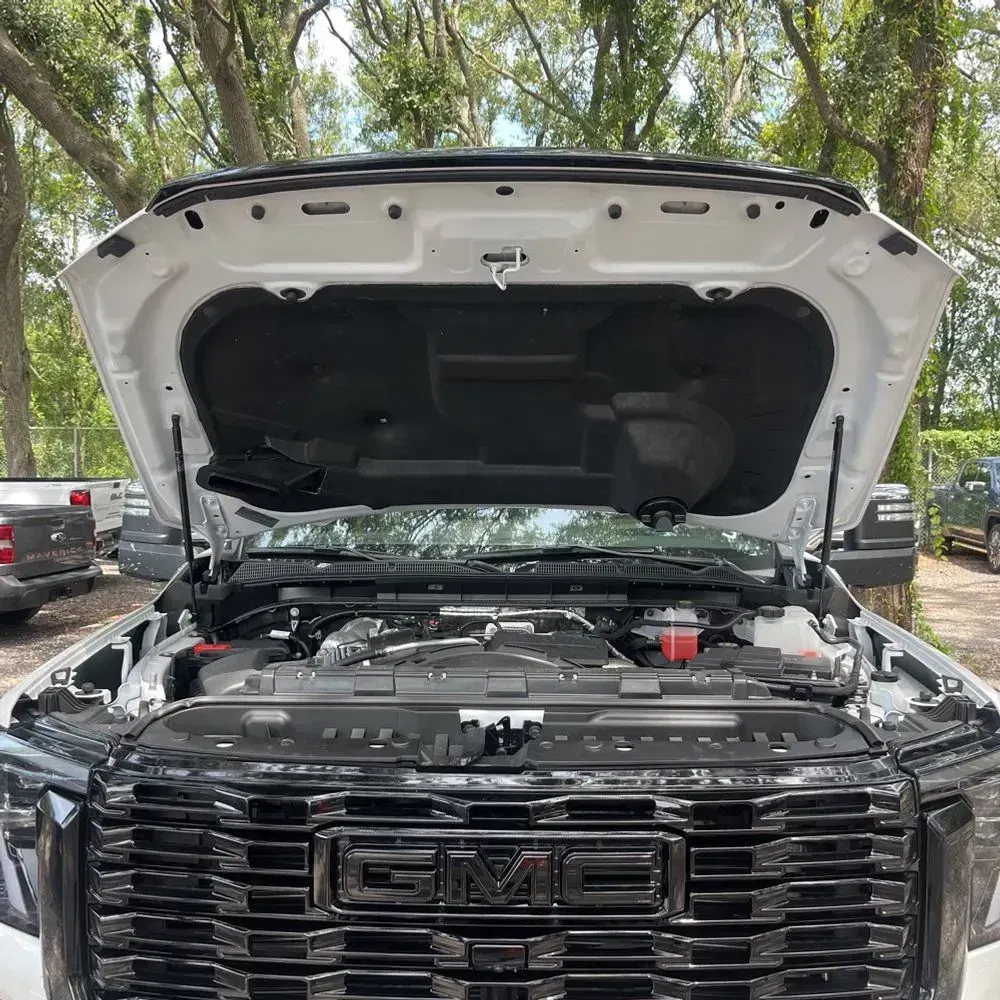 2025 GMC Sierra 2500HD Denali