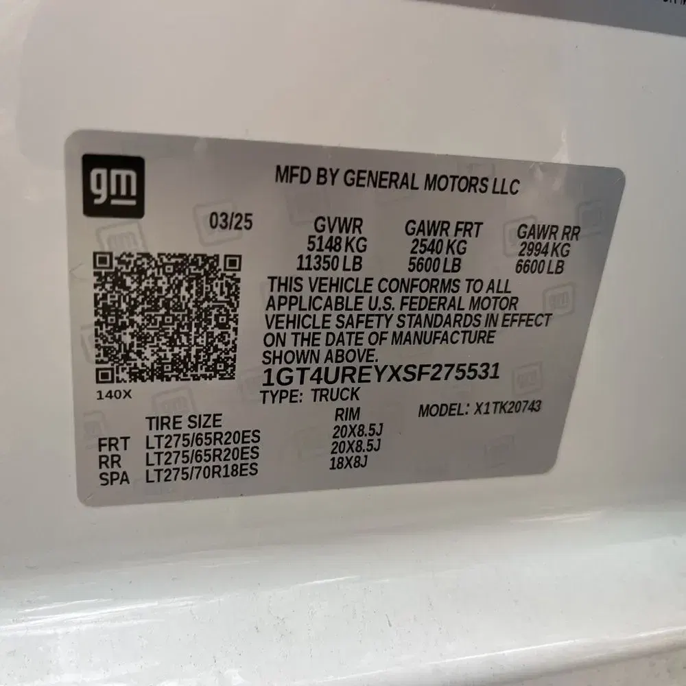 2025 GMC Sierra 2500HD Denali