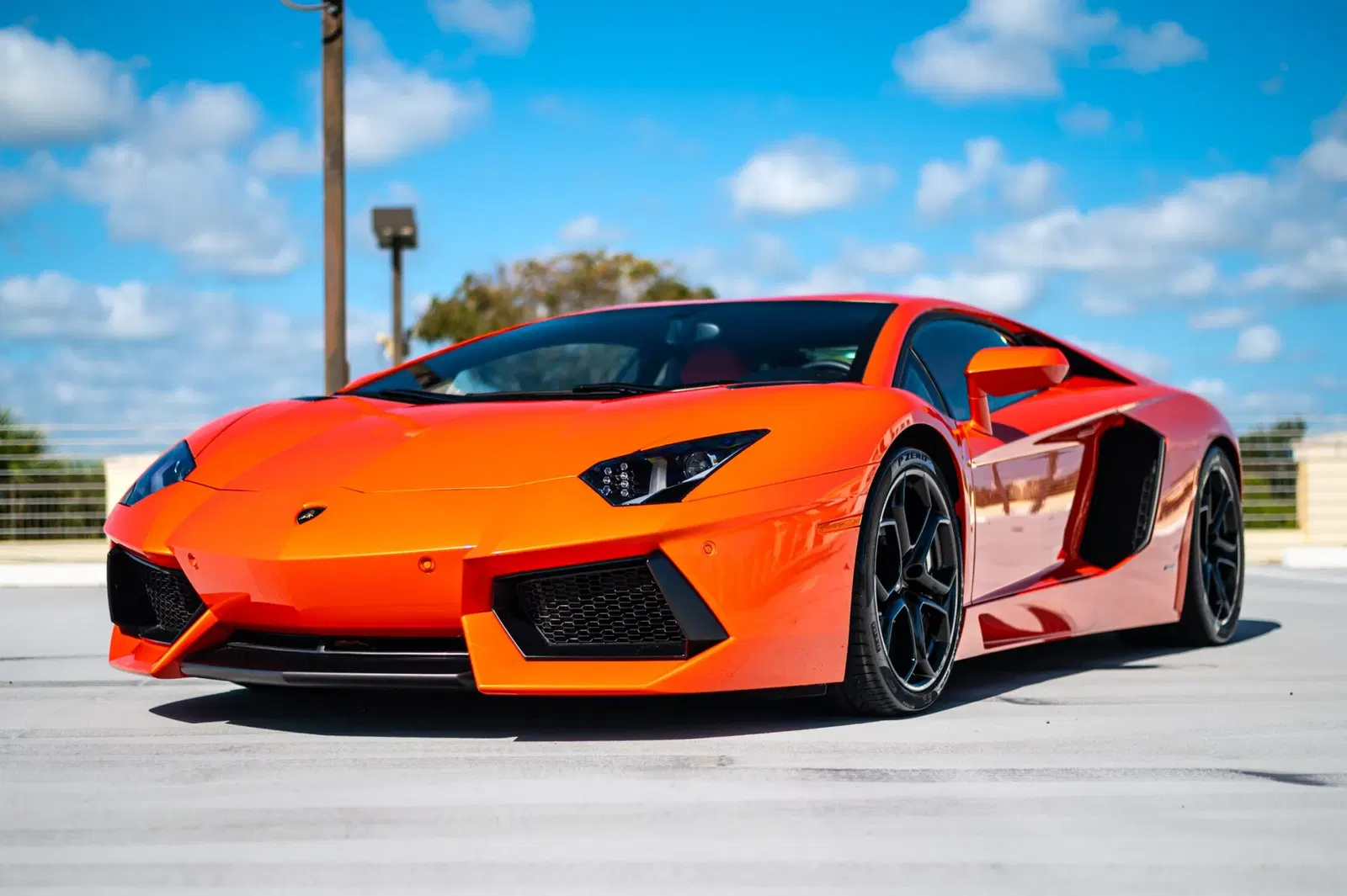 6k-Mile 2012 Lamborghini Aventador LP700-4 Coupe
