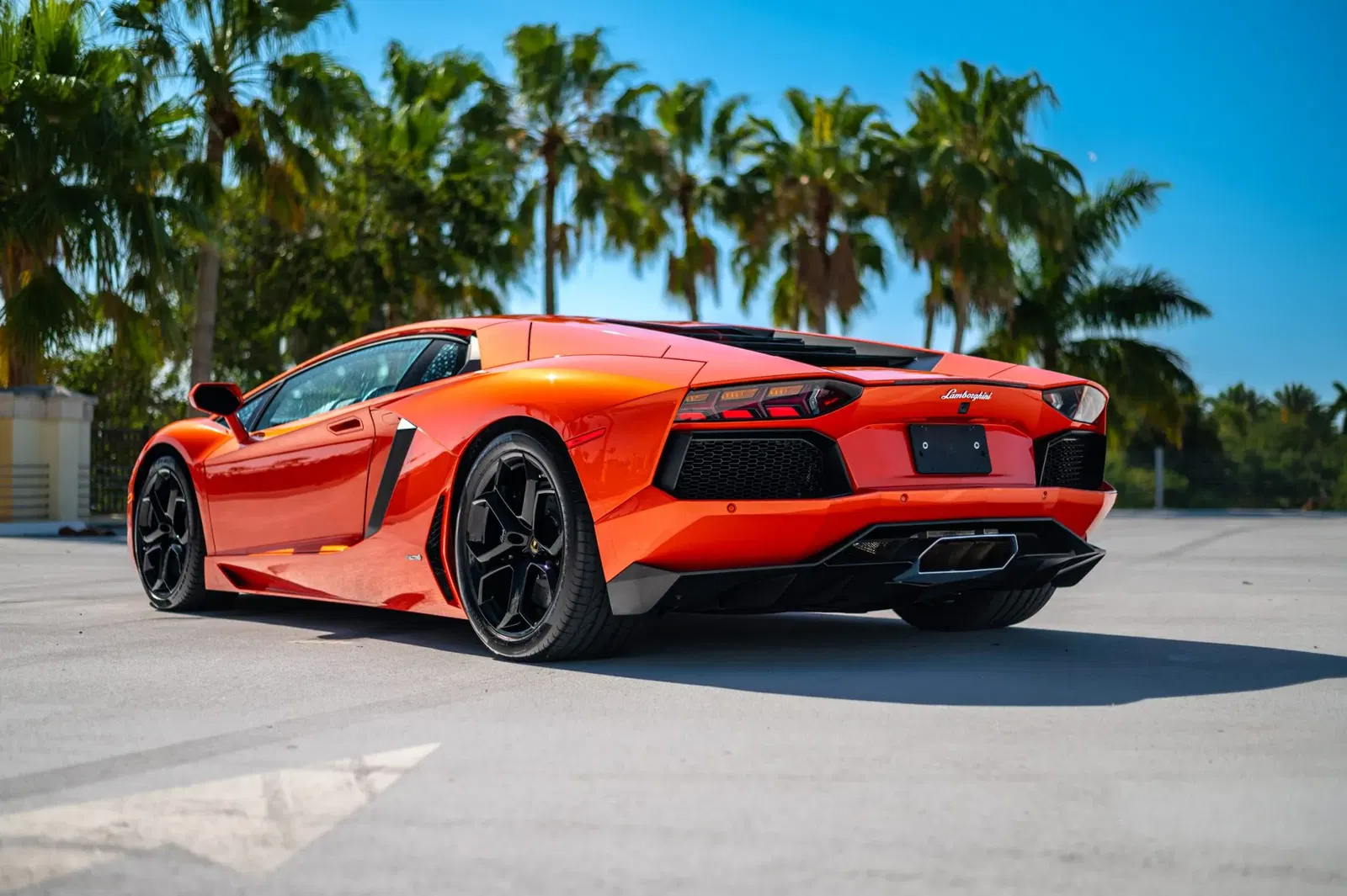 6k-Mile 2012 Lamborghini Aventador LP700-4 Coupe