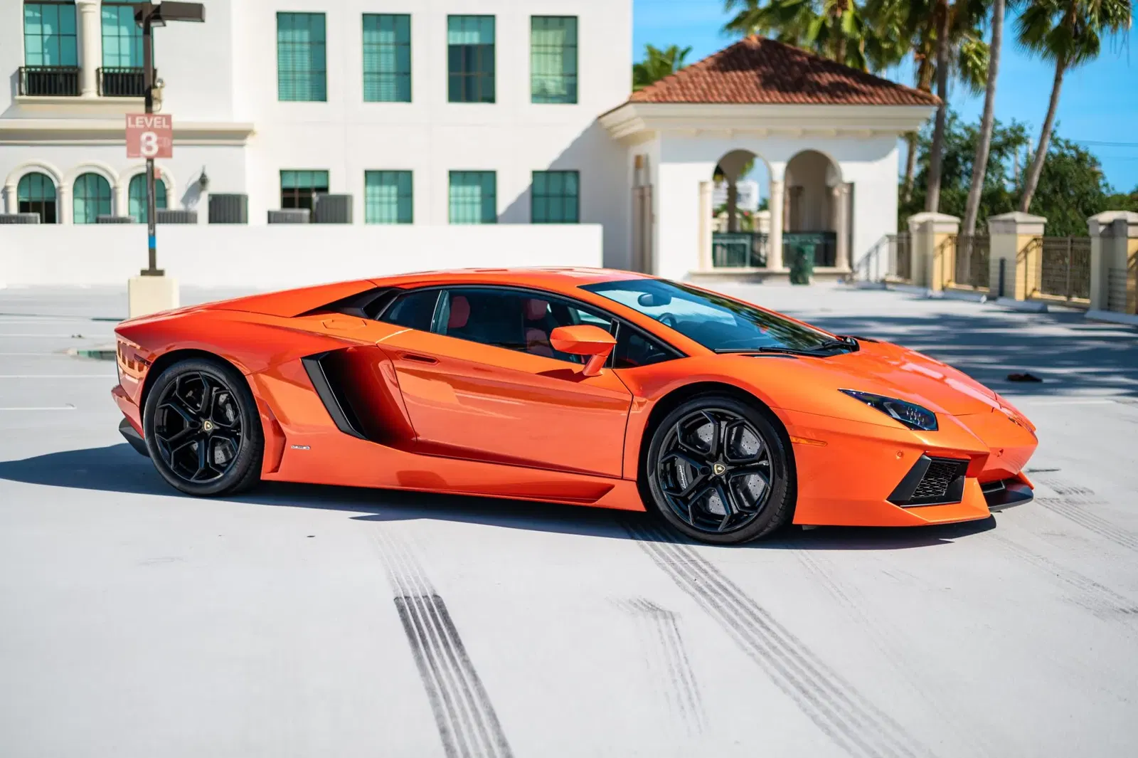 6k-Mile 2012 Lamborghini Aventador LP700-4 Coupe