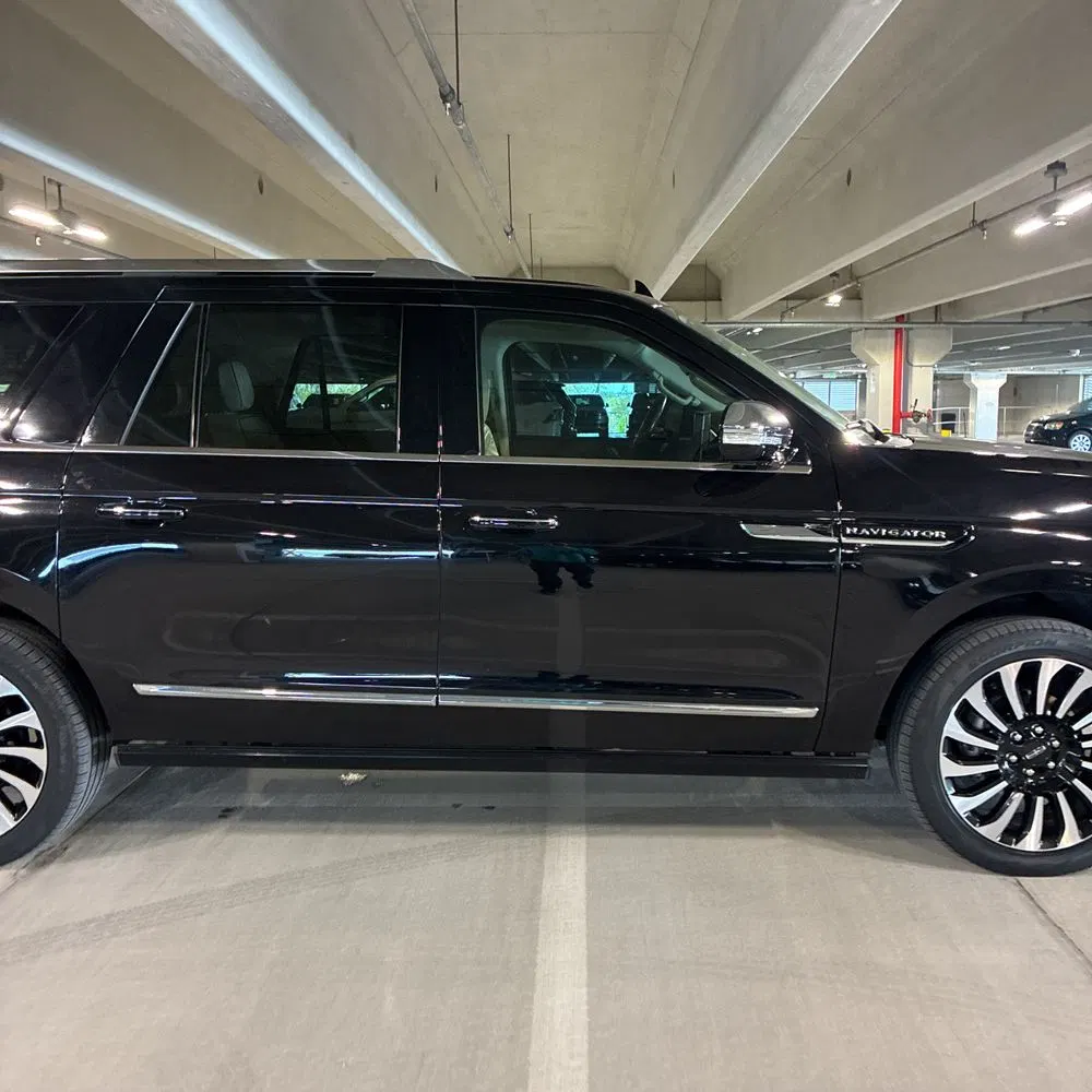 2023 Lincoln Navigator L Black Label