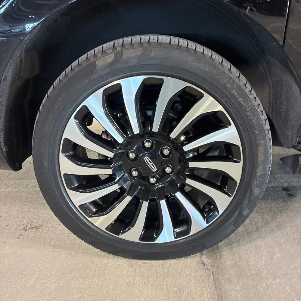 2023 Lincoln Navigator L Black Label