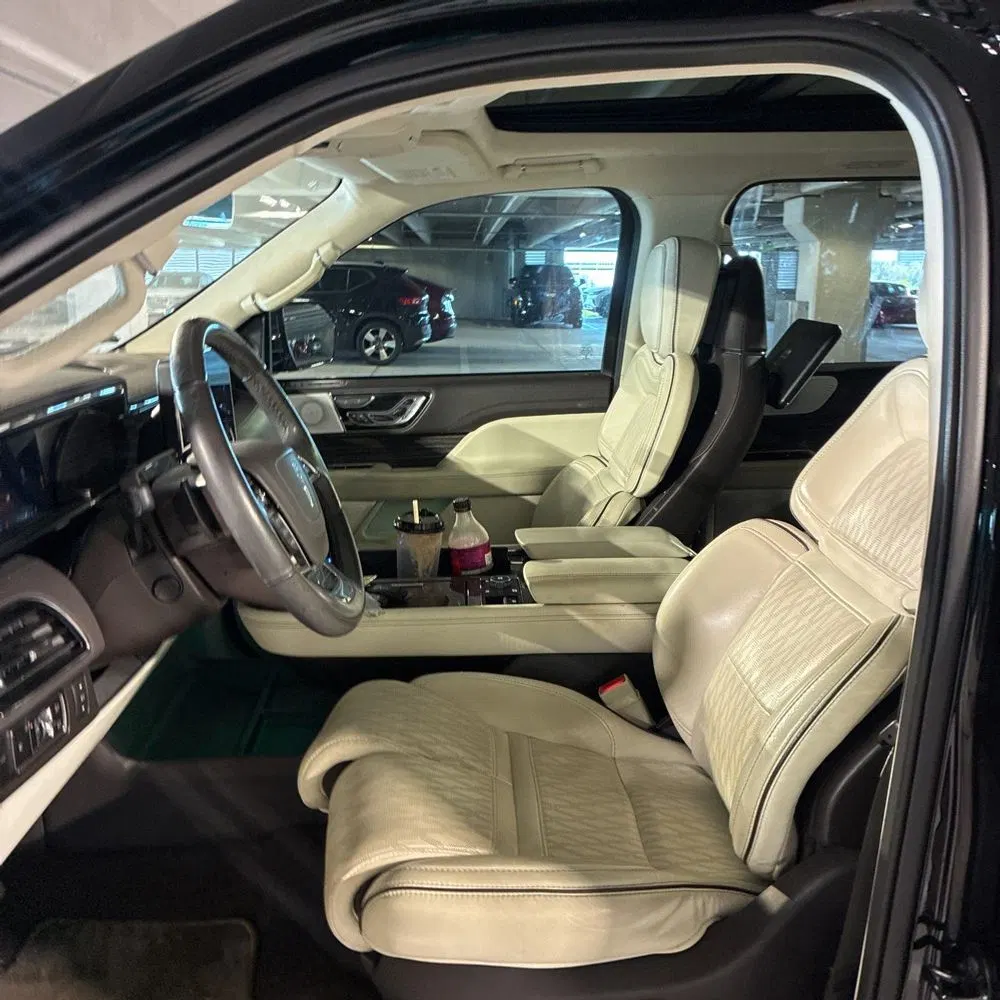 2023 Lincoln Navigator L Black Label
