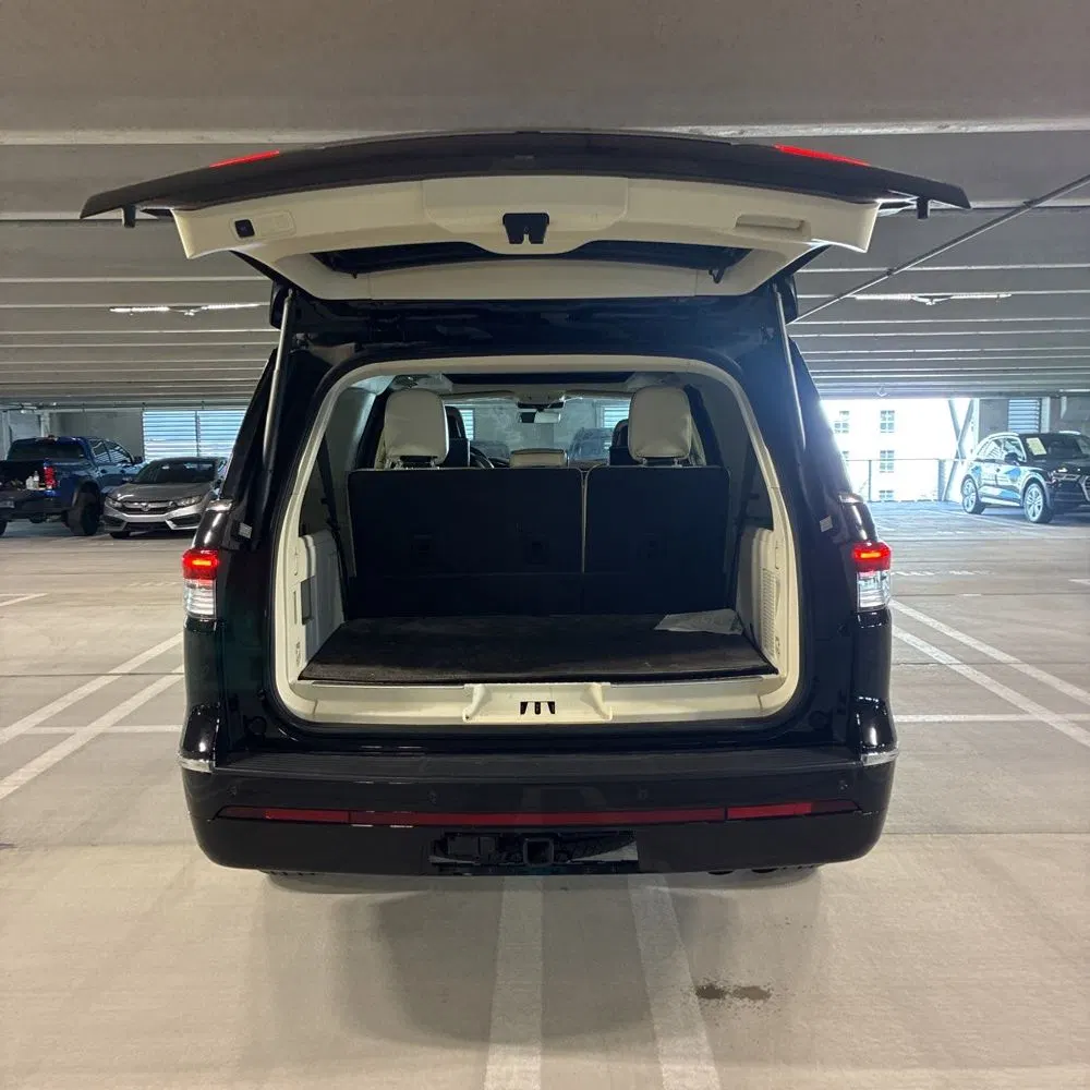 2023 Lincoln Navigator L Black Label