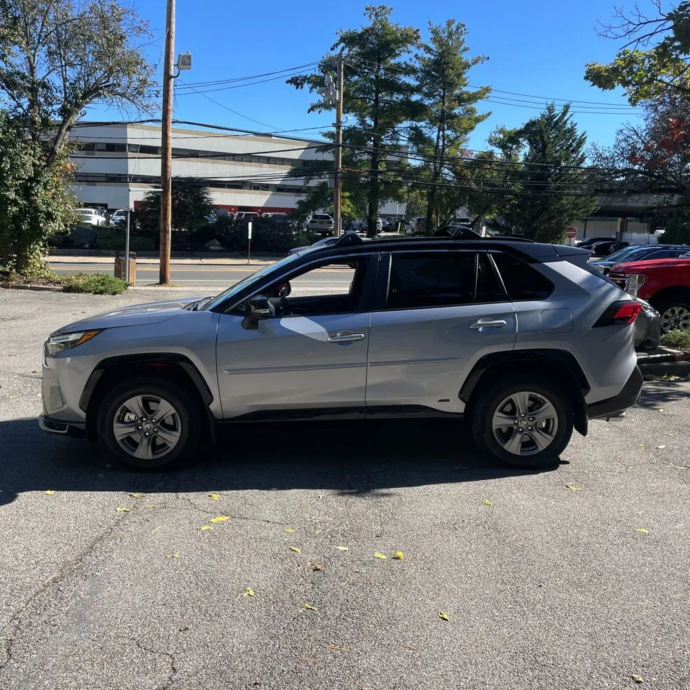 2025 Toyota RAV4 Plug-in Hybrid XSE