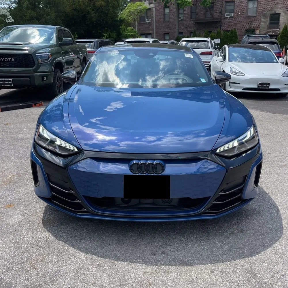2022 Audi e-tron GT RS