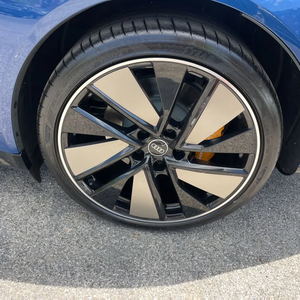 2022 Audi e-tron GT RS