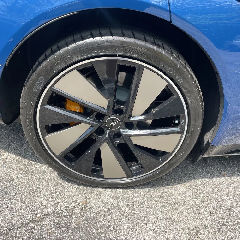 2022 Audi e-tron GT RS