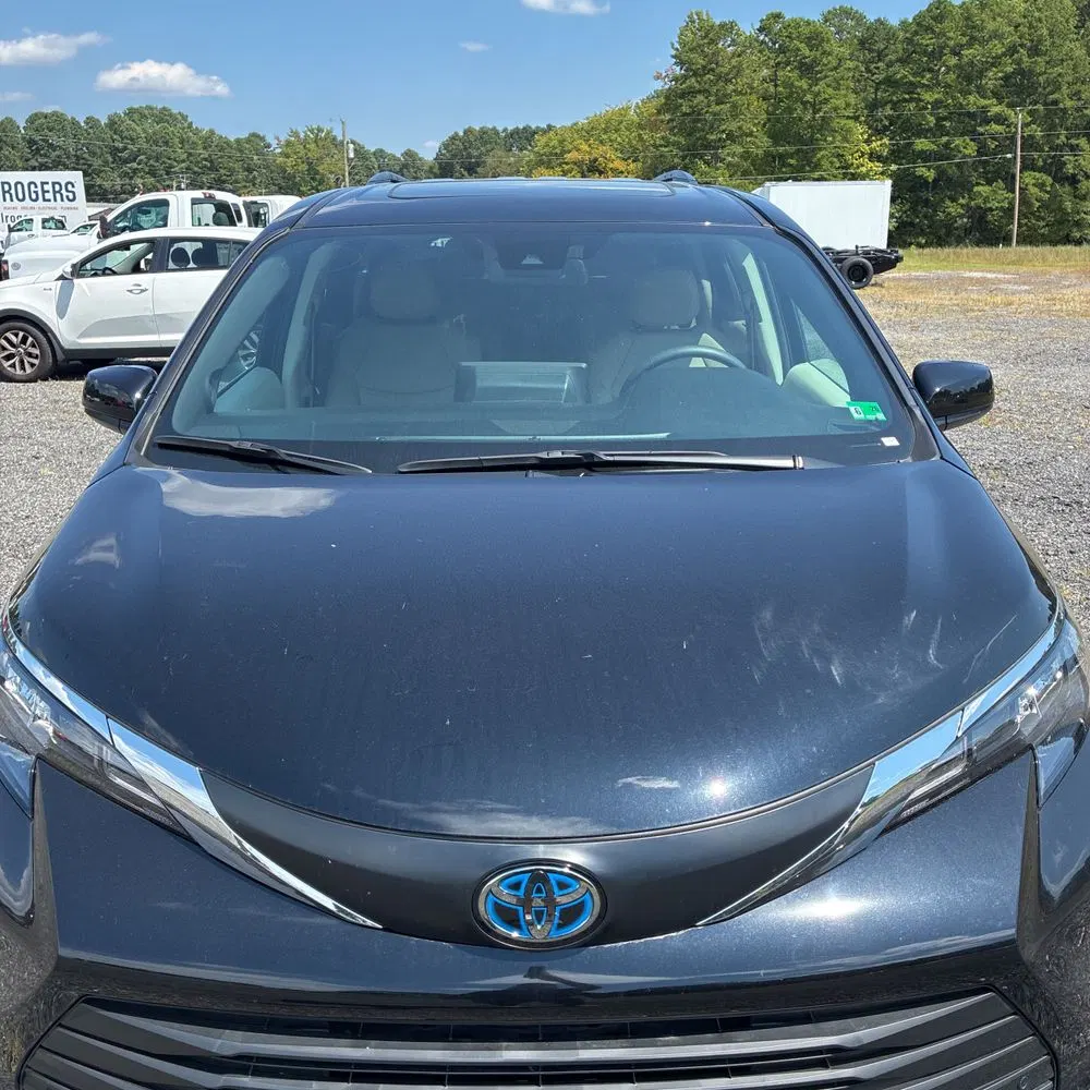 2024 Toyota Sienna XLE 7-Passenger