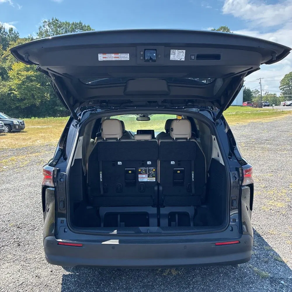 2024 Toyota Sienna XLE 7-Passenger