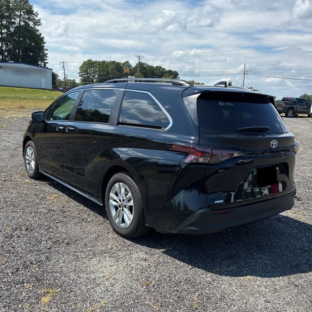 2024 Toyota Sienna XLE 7-Passenger