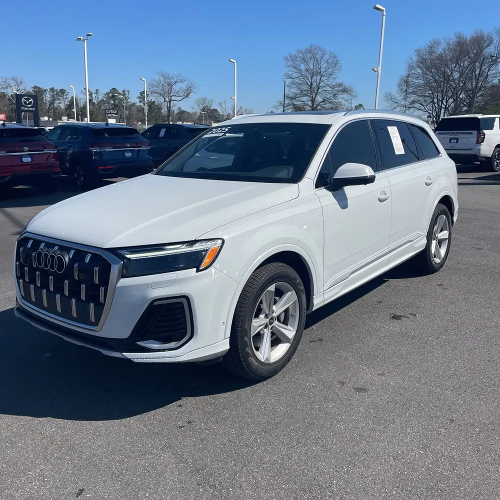 2025 Audi Q7 Premium 45