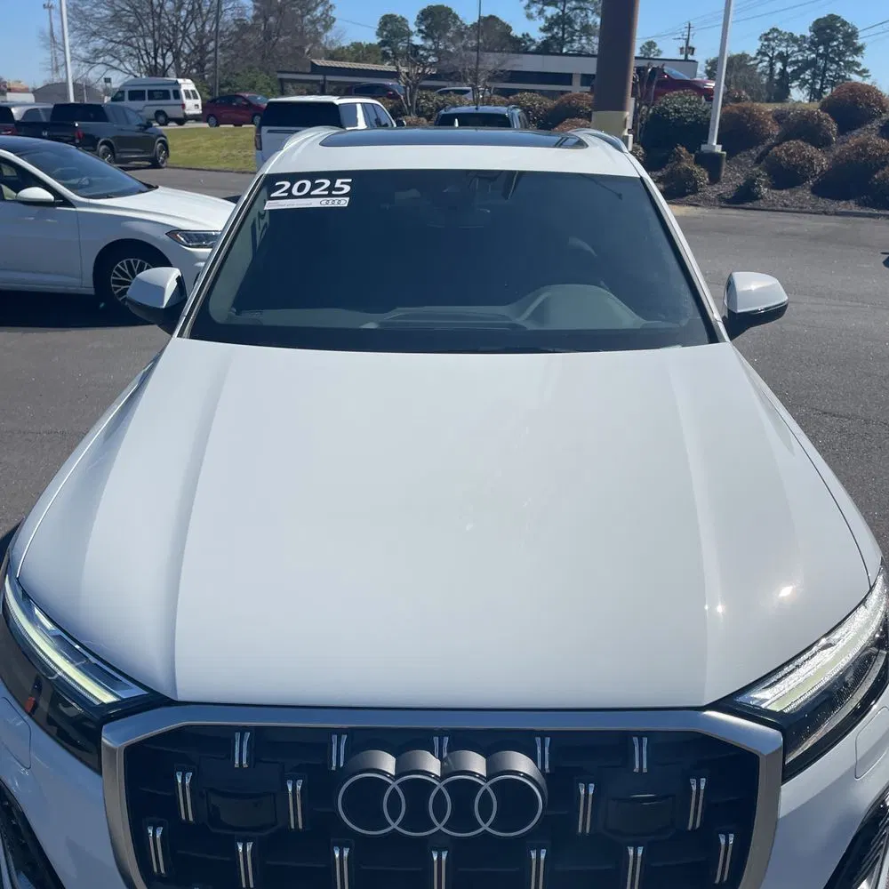 2025 Audi Q7 Premium 45