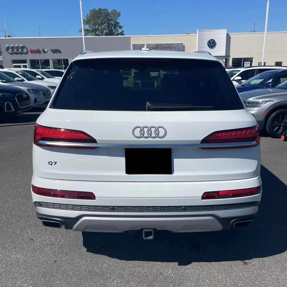 2025 Audi Q7 Premium 45