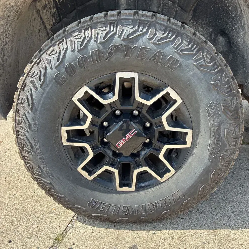 2024 GMC Sierra 2500 AT4X