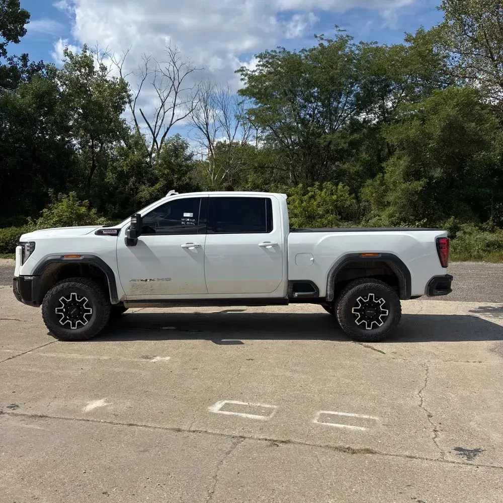 2024 GMC Sierra 2500 AT4X