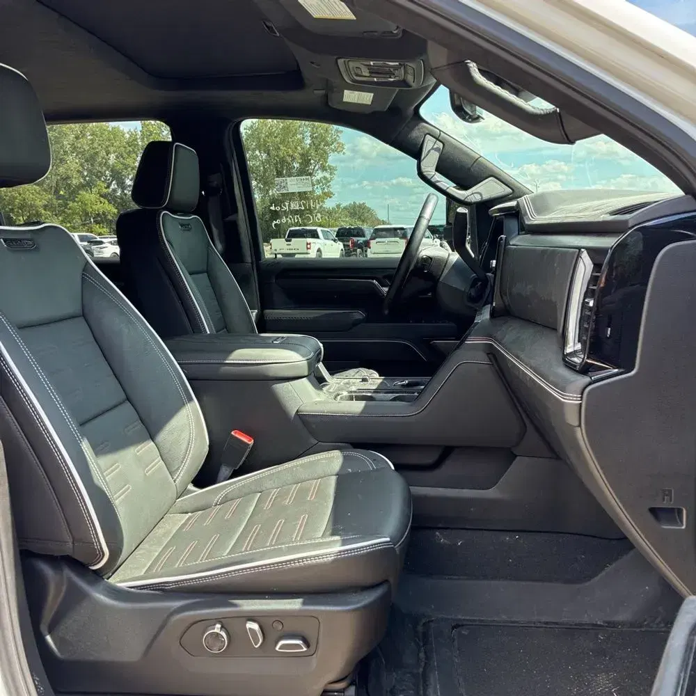 2024 GMC Sierra 2500 AT4X