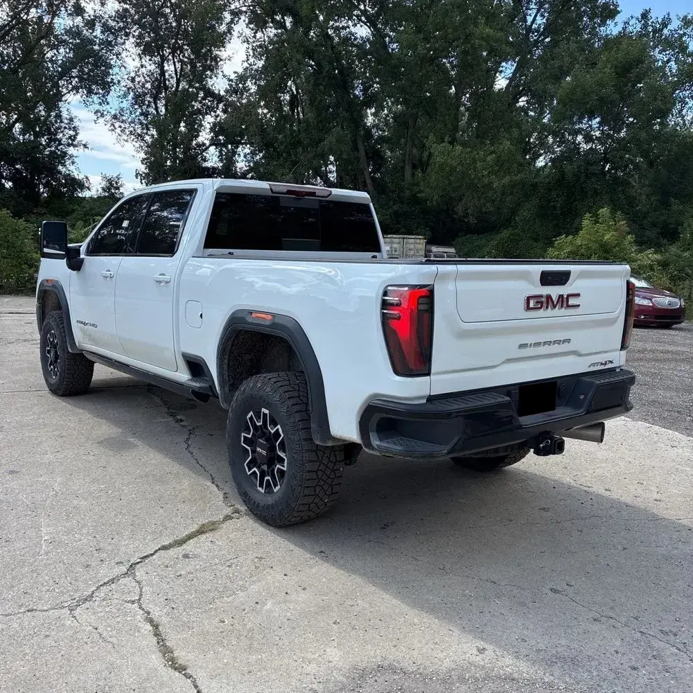 2024 GMC Sierra 2500 AT4X