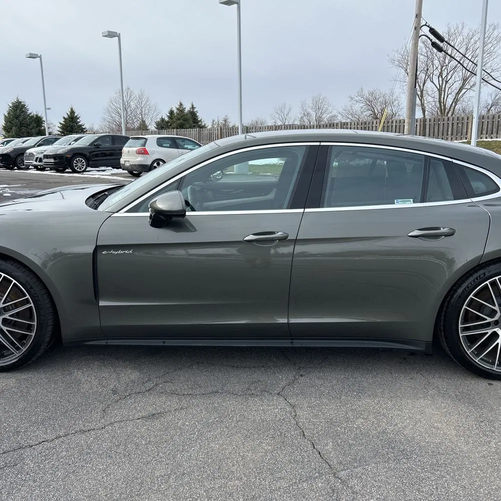 2025 Porsche Panamera E-Hybrid 4S