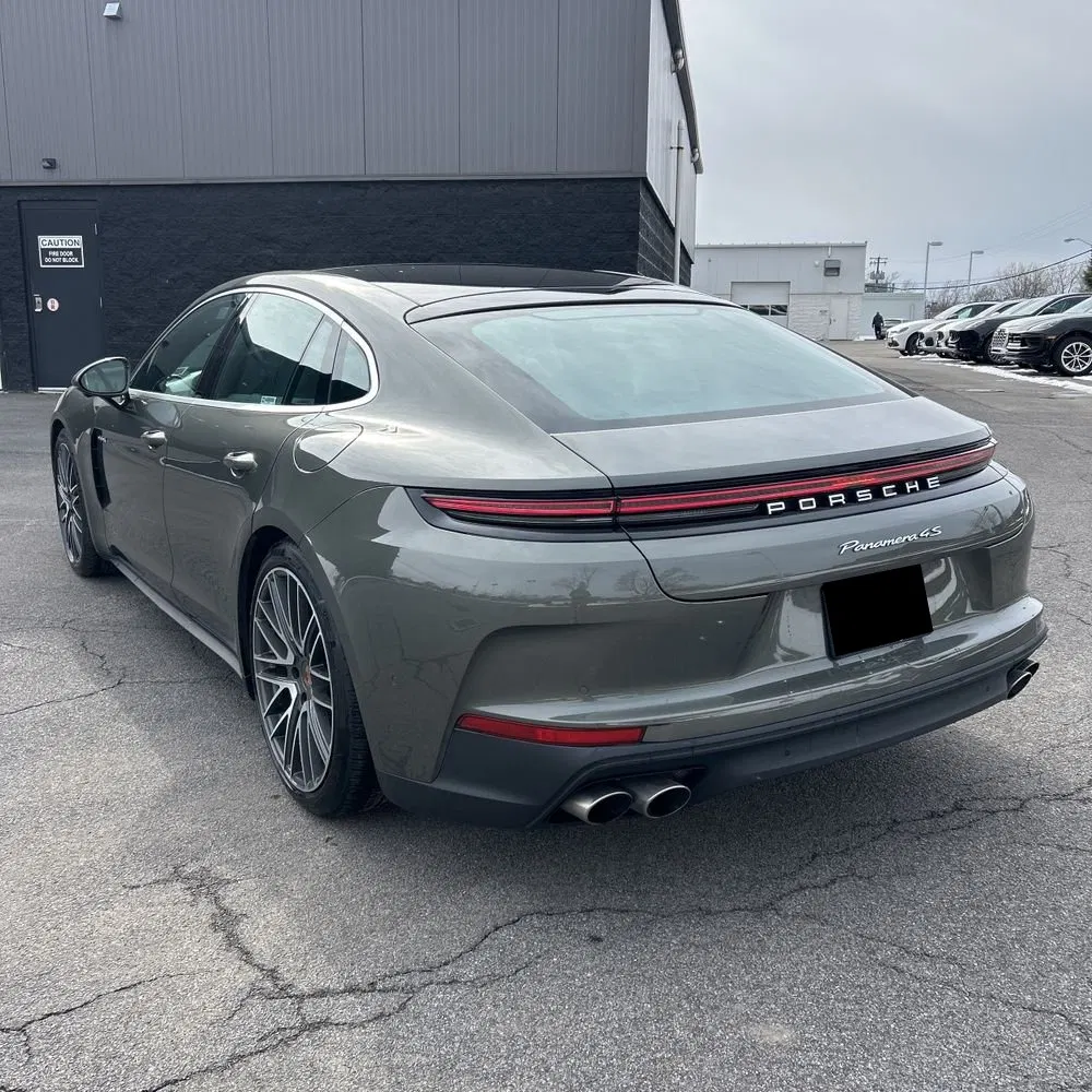 2025 Porsche Panamera E-Hybrid 4S