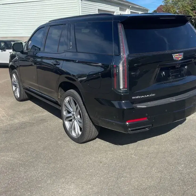 2025 Cadillac Escalade Sport Platinum