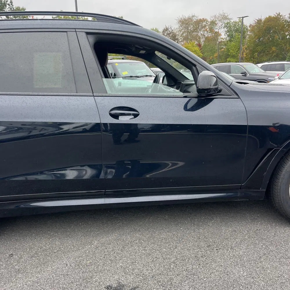 2025 BMW X7 M60i