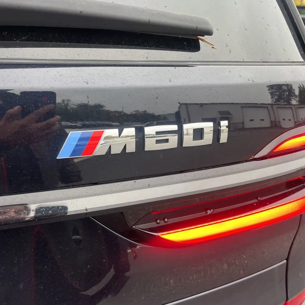 2025 BMW X7 M60i