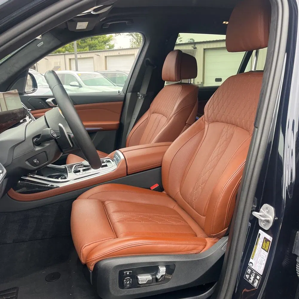 2025 BMW X7 M60i