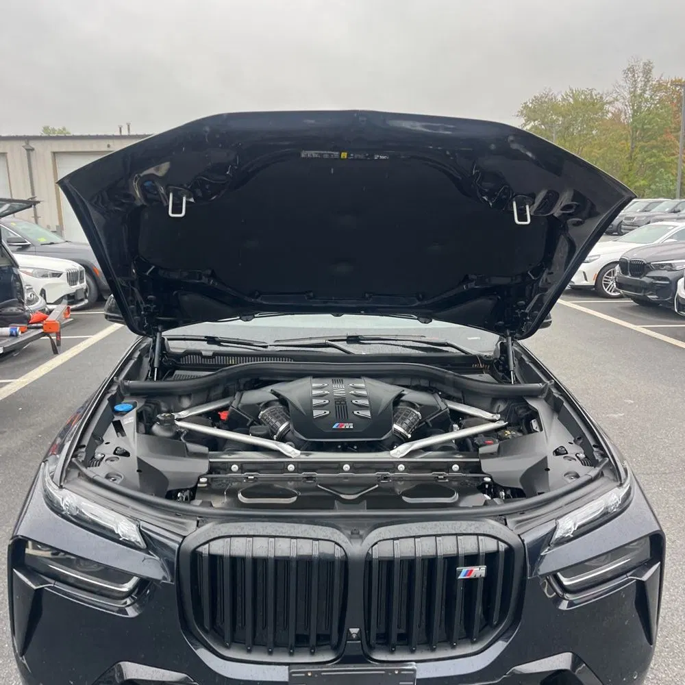 2025 BMW X7 M60i