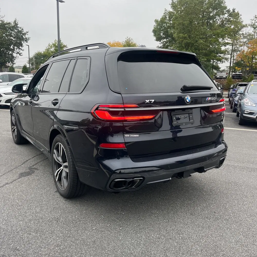 2025 BMW X7 M60i