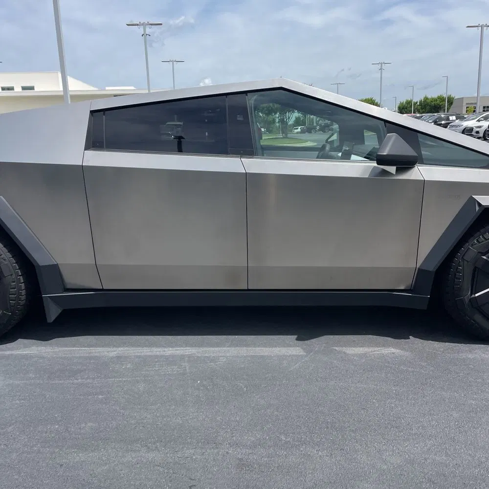 2024 Tesla Cybertruck Base