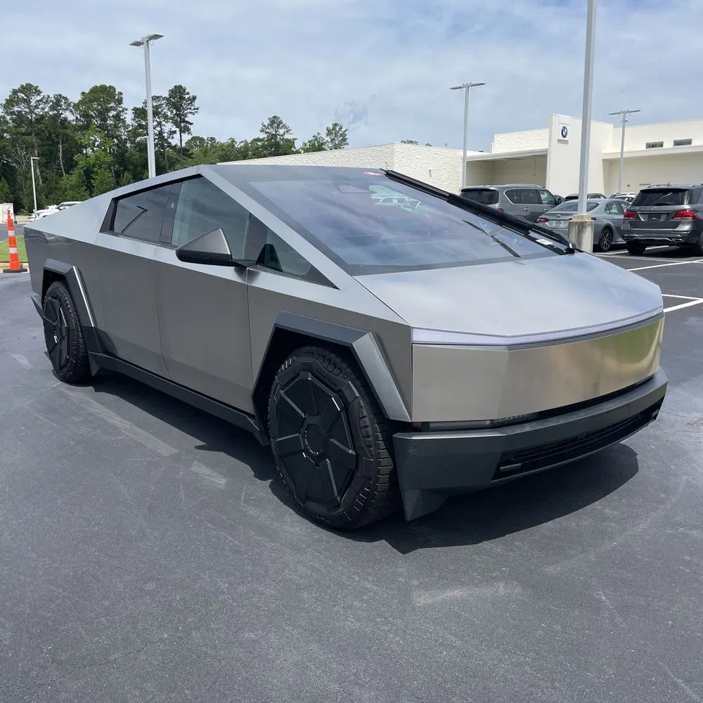2024 Tesla Cybertruck Base