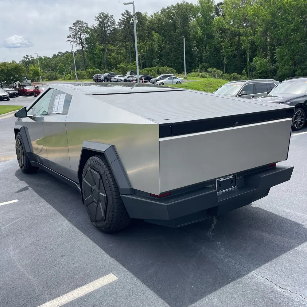 2024 Tesla Cybertruck Base