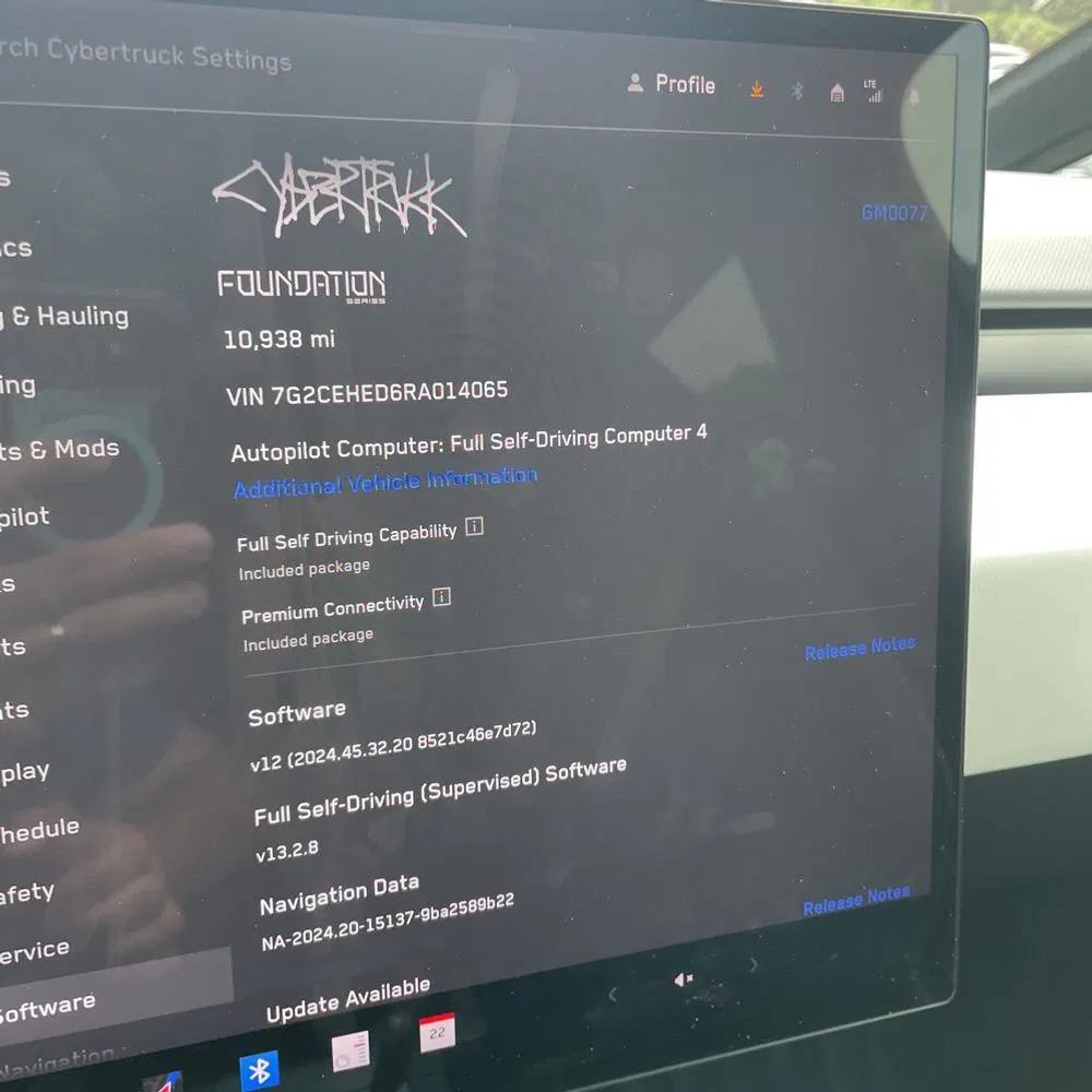 2024 Tesla Cybertruck Base