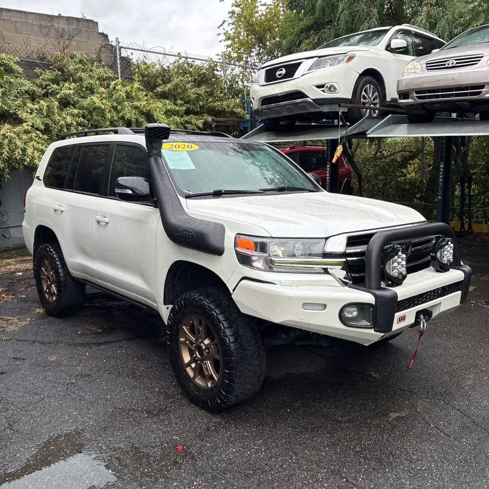 2020 Toyota Land Cruiser Heritage Edition