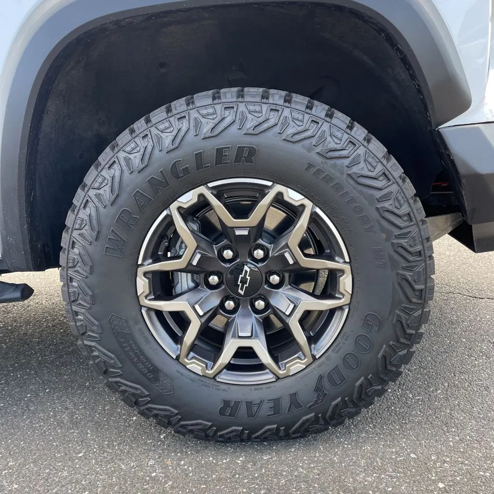 2024 Chevrolet Colorado ZR2