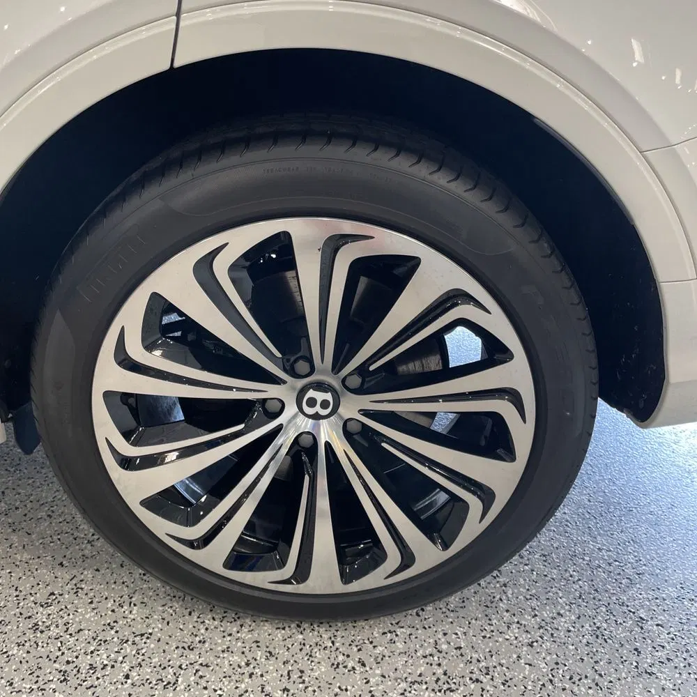2024 Bentley Bentayga Base