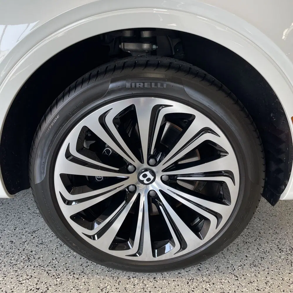 2024 Bentley Bentayga Base