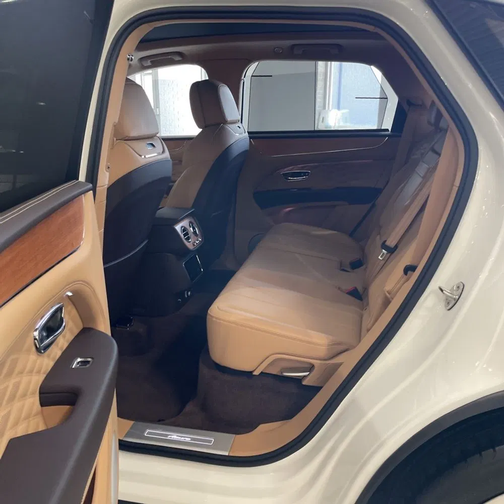 2024 Bentley Bentayga Base