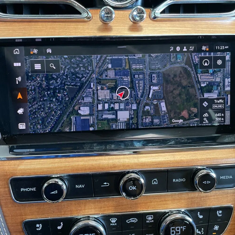2024 Bentley Bentayga Base