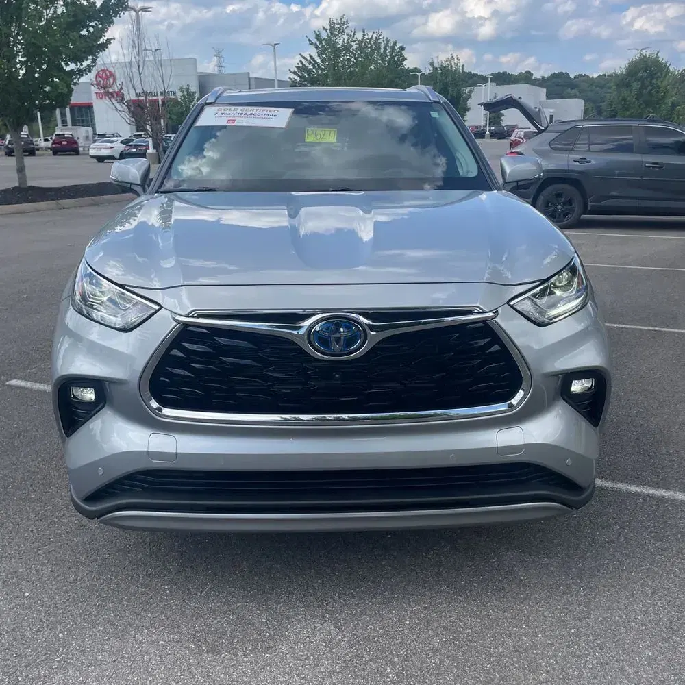 2024 Toyota Highlander Hybrid Platinum