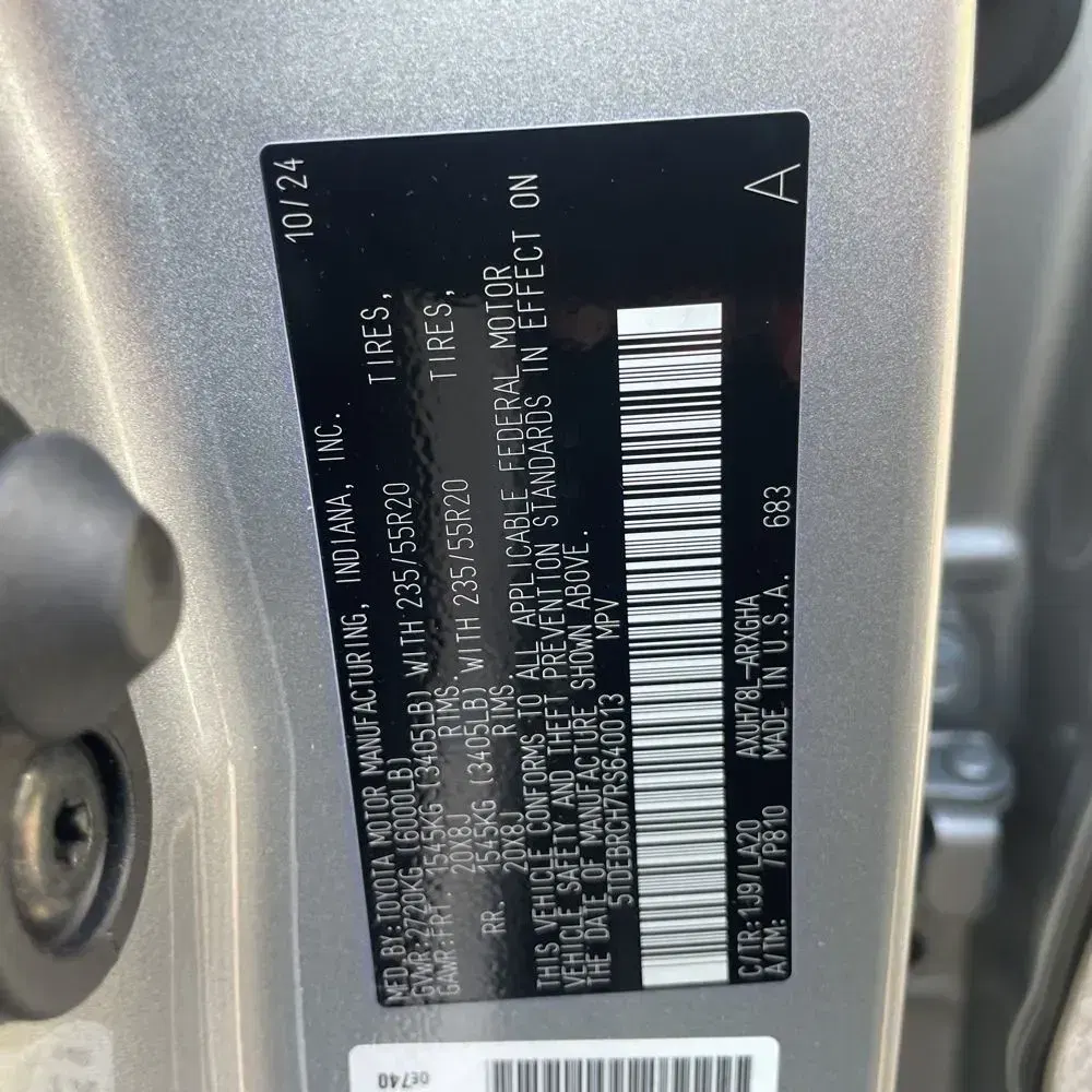 2024 Toyota Highlander Hybrid Platinum