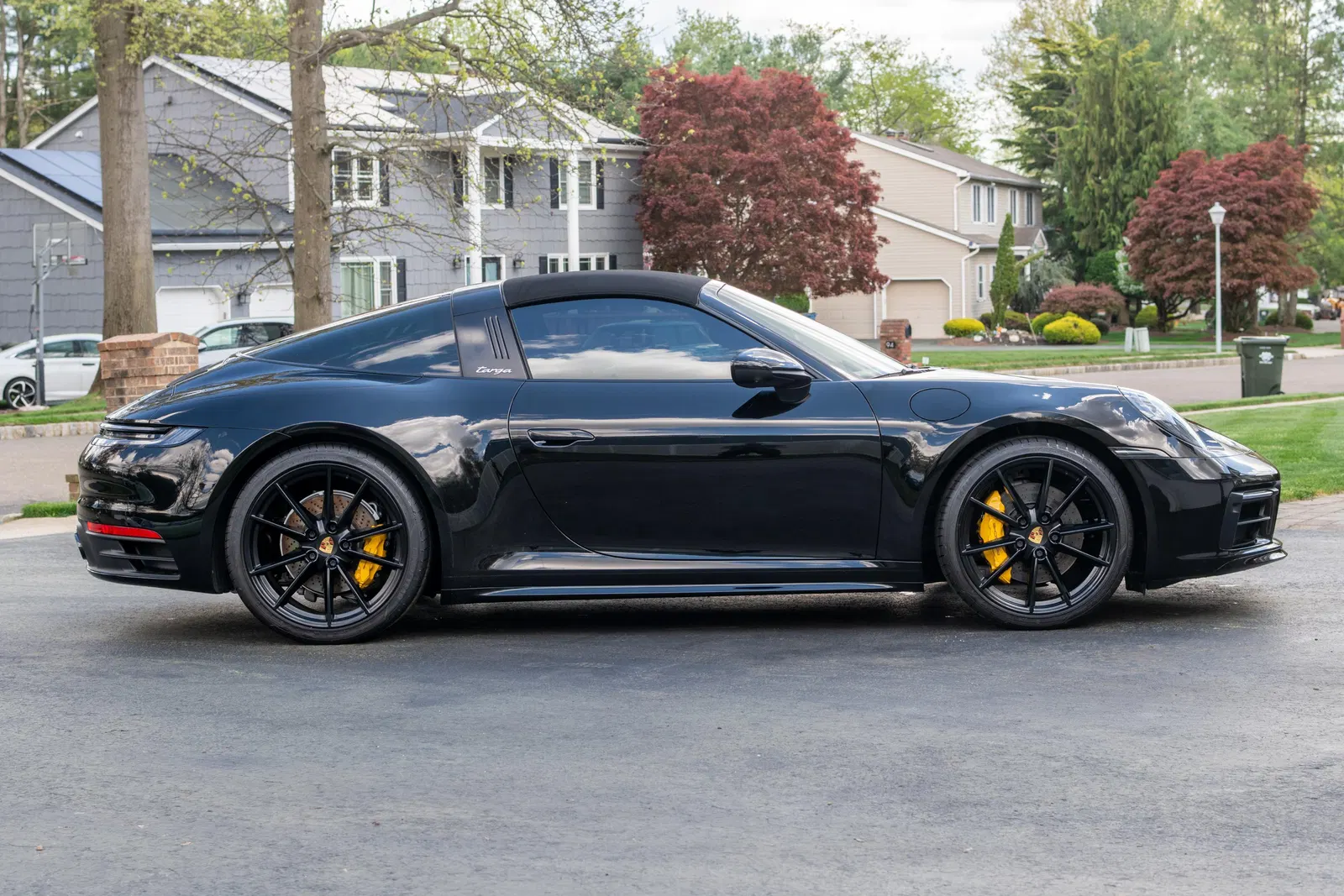 2021 Porsche 911 Targa 4S - ~16,200 Miles, Twin-Turbo Flat-6, Premium Package, Rear Axle Steering
