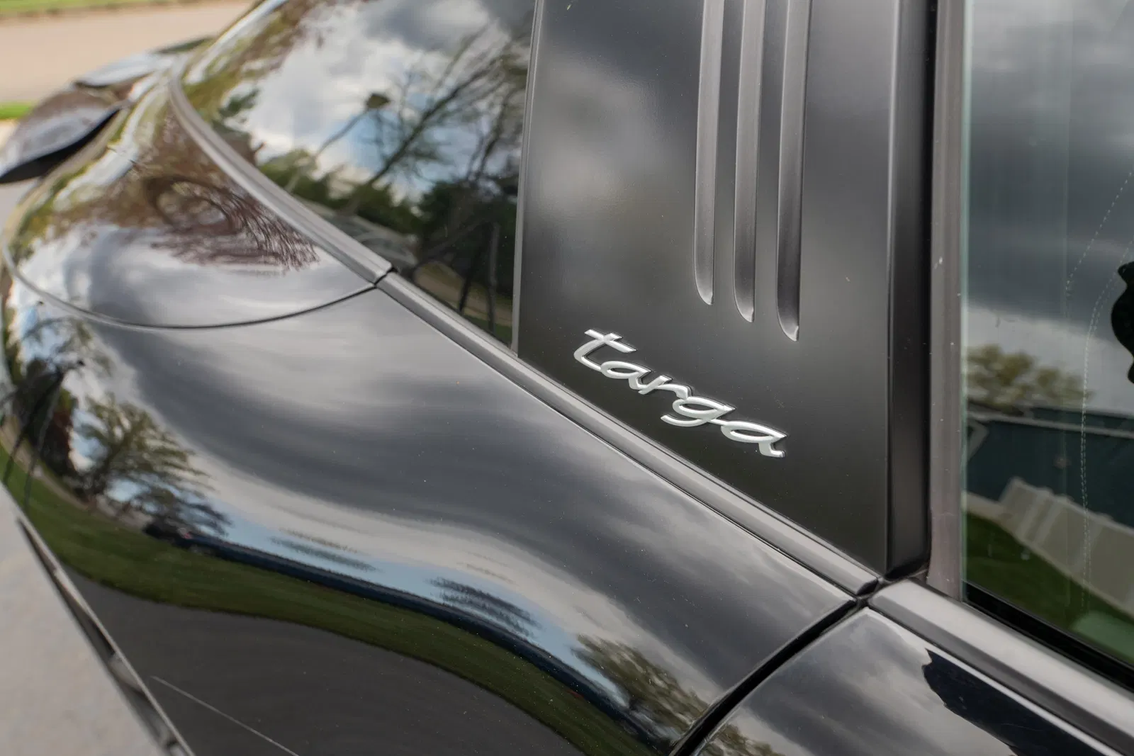 2021 Porsche 911 Targa 4S - ~16,200 Miles, Twin-Turbo Flat-6, Premium Package, Rear Axle Steering
