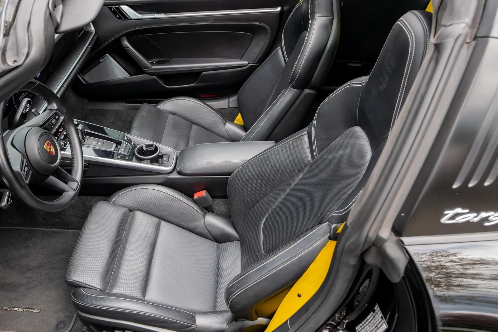 2021 Porsche 911 Targa 4S - ~16,200 Miles, Twin-Turbo Flat-6, Premium Package, Rear Axle Steering