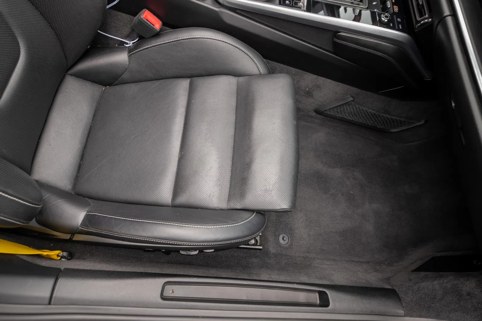 2021 Porsche 911 Targa 4S - ~16,200 Miles, Twin-Turbo Flat-6, Premium Package, Rear Axle Steering