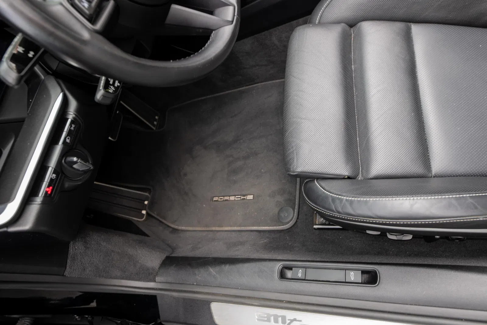 2021 Porsche 911 Targa 4S - ~16,200 Miles, Twin-Turbo Flat-6, Premium Package, Rear Axle Steering